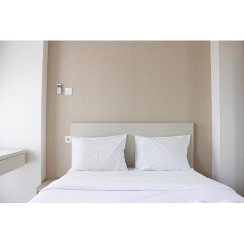 Minimalist Studio Room Taman Melati Apartment Jatinangor By Travelio