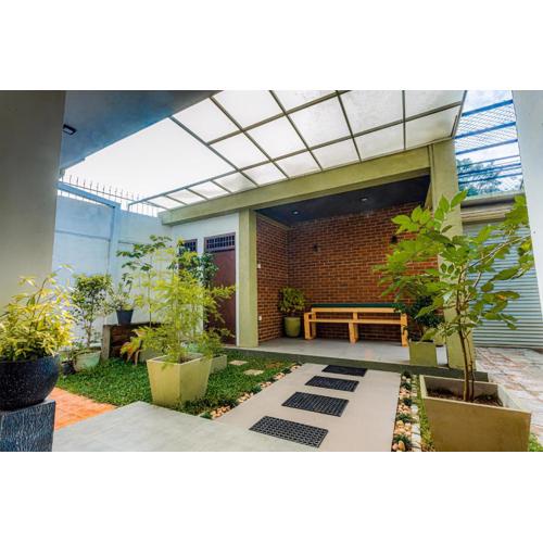 Minthara Holiday Home & Restaurant