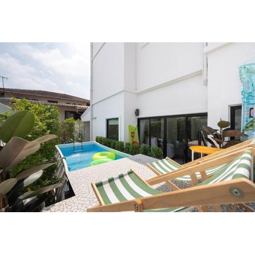 MIQ Ekkamai3_Pool Villa_3BR house