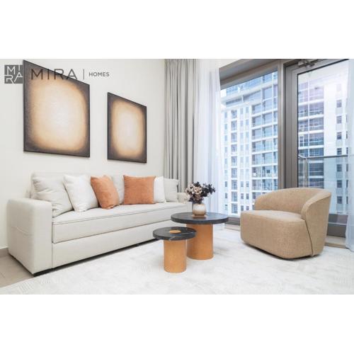 Mira Holiday Homes - Cosy 1 bedroom with canal view in Dubai Marina