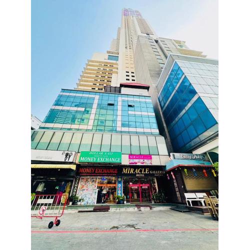 Miracle Gallery Hotel