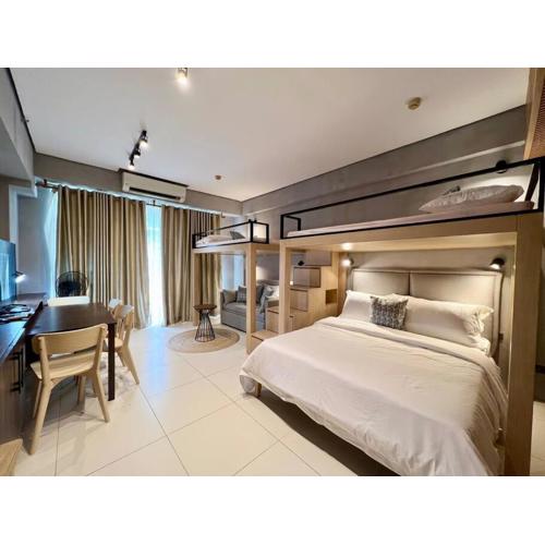 Miranda B 319 at Pico de Loro by Raquels Place