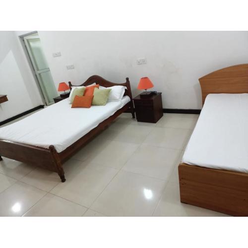 Mirissa Ocean Breeze Hotel Triple room