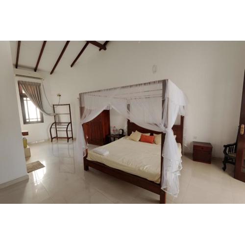 Mirissa Ocean Breeze Hotel