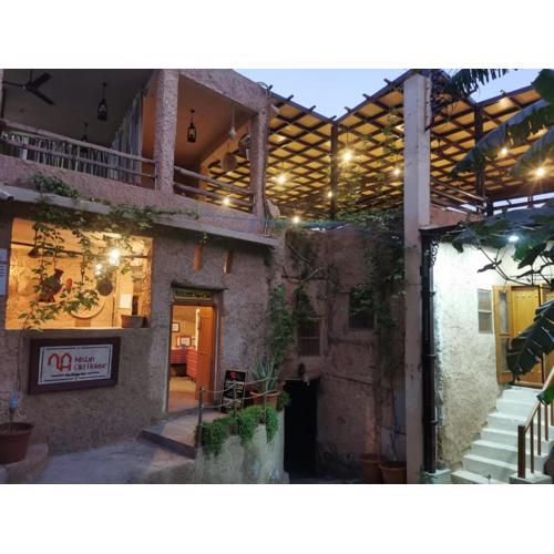 Misfah Old House