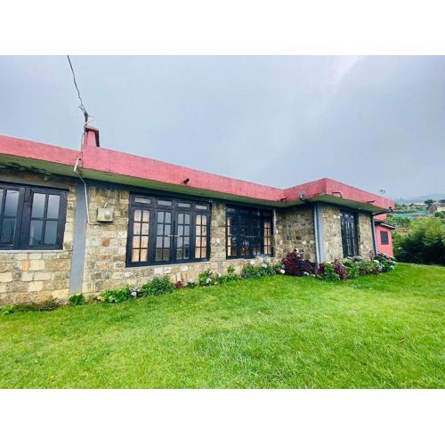 Misty Mountain Lodge Ohiya
