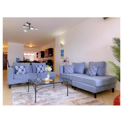 Misty Stays - La Mera Shanzu Beachfront Villa