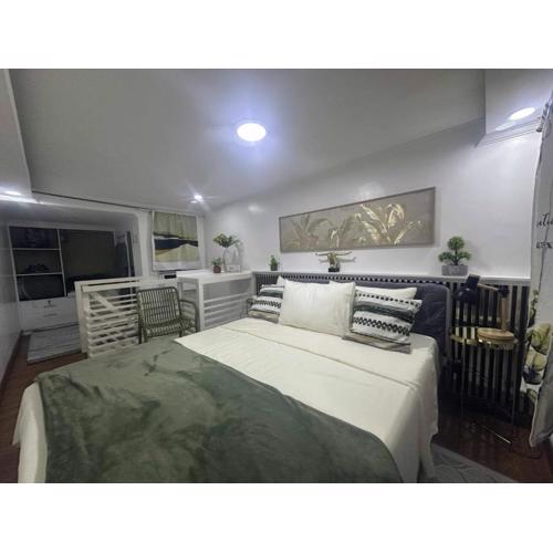 MisyEdz Suites Good for 2 near Clark, SNR,Malls, Airport