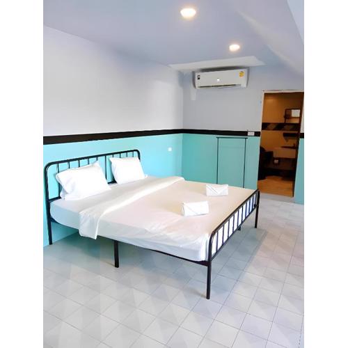 Mitr Inn Luangphow Phuket Old Town