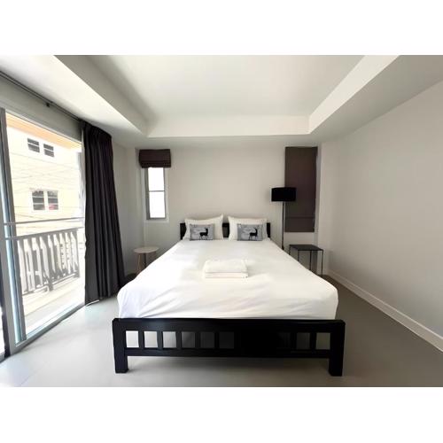 Mitr Inn MRT Samyot - ตรอกวิสูตร MRT สามยอด