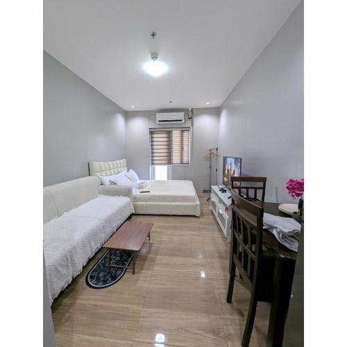 Miya's Crib Staycation B