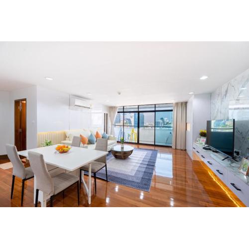 MN residence at Thonglor