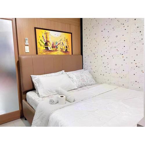 MOA Shell Residences - Big Balcony Facing Pool