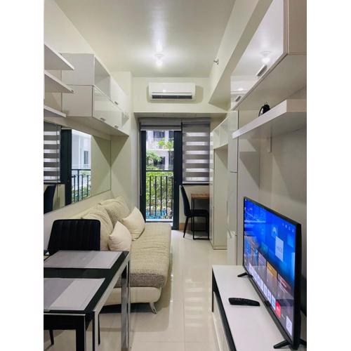 MOA, SMDC Good Stays Shore 3 - Tower 2 Unit 377