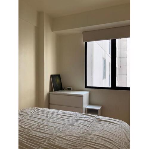 Moagi Stay Geranium - Netflix Ready! at Bassura City Apartment