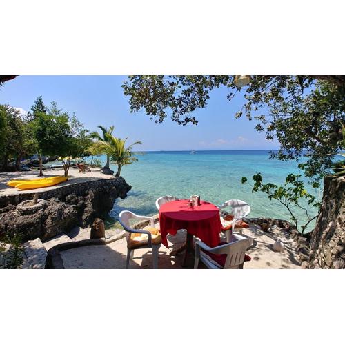 Moalboal T Breeze Coastal Resort