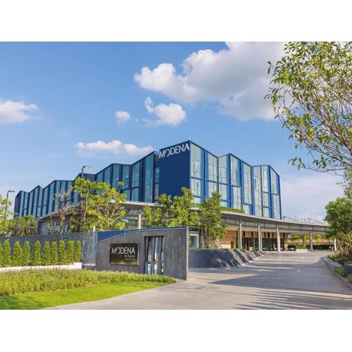 Modena by Fraser Buriram