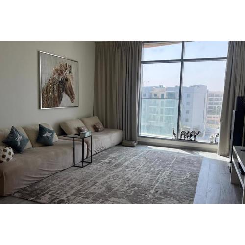 Modern 1-Bed with Rooftop Pool - 5 Minutes from Yas Island & Abu Dhabi Airport