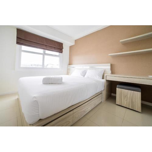 Modern 1BR Apartment Near Cihampelas at Parahyangan Residence By Travelio