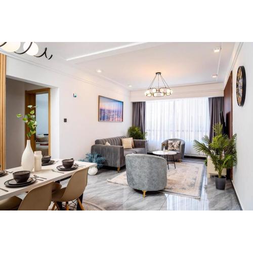 Modern 2-bed apartment with pool ,Yaya Centre