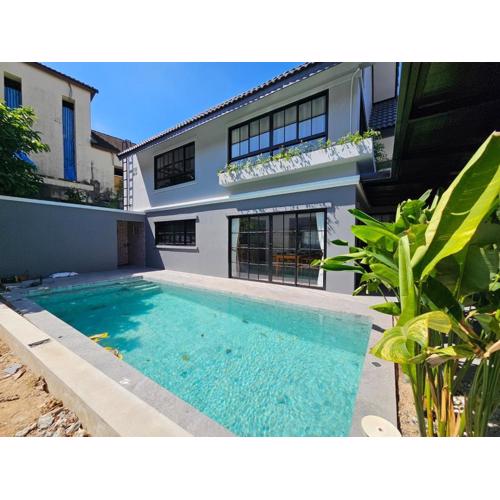 Modern 2 Bedroom Pool Villa in Kamala