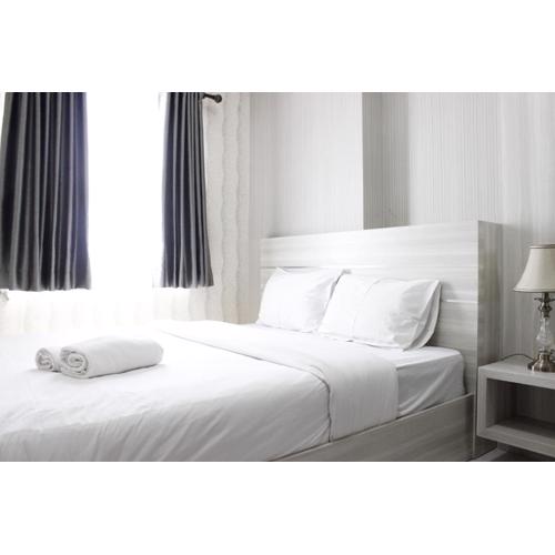 Modern 2BR Apartment at Mekarwangi Square Cibaduyut By Travelio