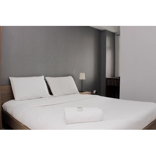 Modern 2BR at Springlake Summarecon Bekasi Apartment By Travelio