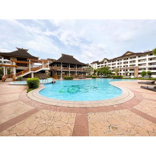 Modern 2BR Condo Near SM with Free Parking Pool WIFI and Netflix