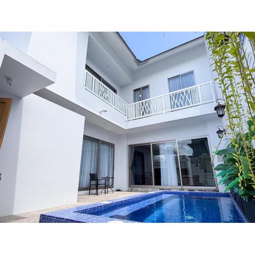 Modern 2BR Villa Near Seminyak Hotspots