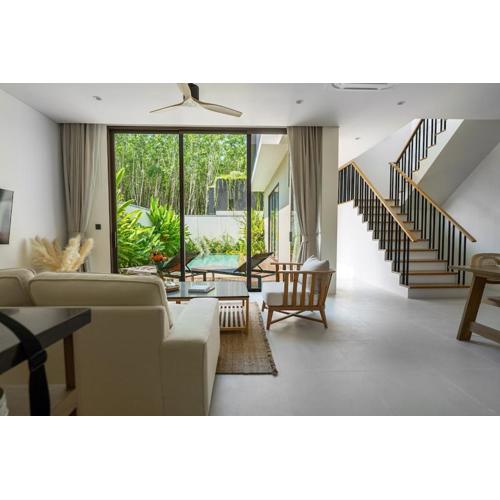 Modern 3 Bdr Villa With a Pool