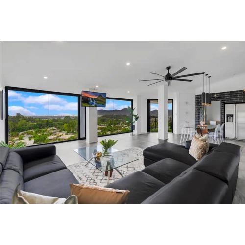 Modern 3BR Apartment