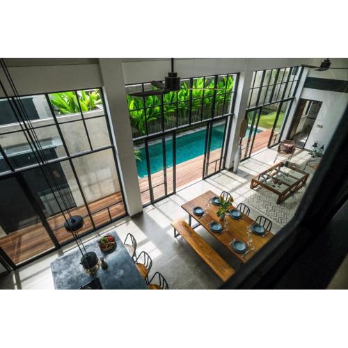 Modern 3BR loft villa in the heart of Canggu