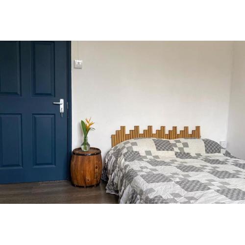 Modern & Affordable Apartment - Roches Brunes