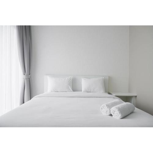 Modern and Comfort Studio at Ciputra International Apartment By Travelio