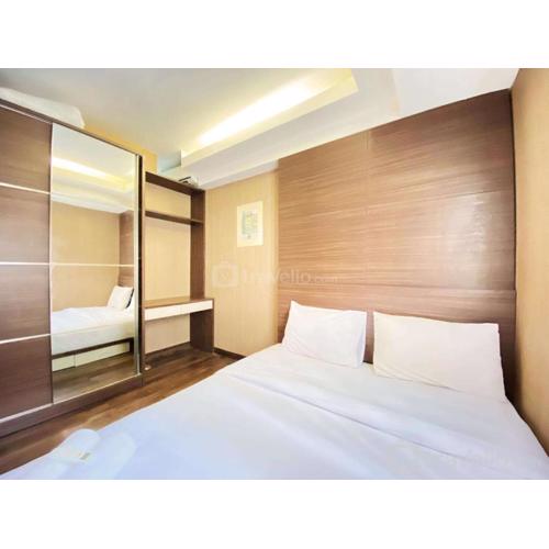 Modern and Cozy Stay 2BR Apartment at Gateway Ahmad Yani Cicadas By Travelio