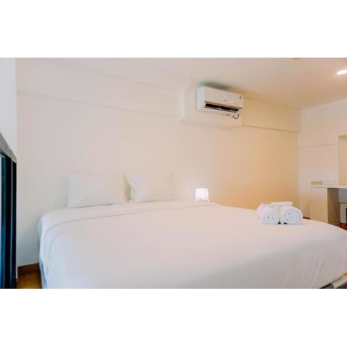 Modern and Cozy Studio Loft Apartment at Kingland Avenue By Travelio