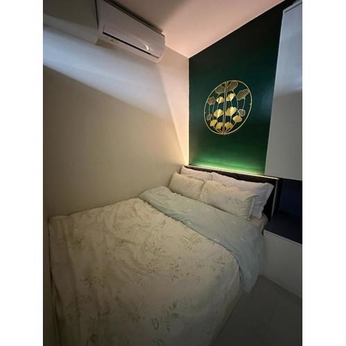 Modern and Cozy Suite at Shore Residences