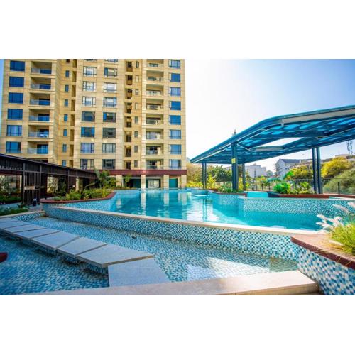 Modern Apartment in Nairobi near YaYa Centre with pool,Gym,Wifi