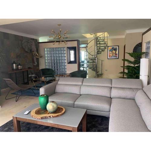 Modern Centrical Evaristo Apartment With Tub