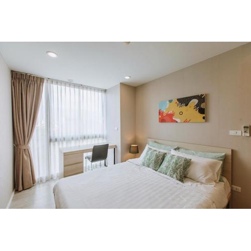 Modern Condo in Nimman F803 by Pimolplace