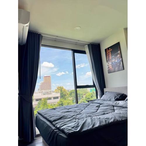 Modern Condo Near Icon Siam & BTS Krung Thonburi