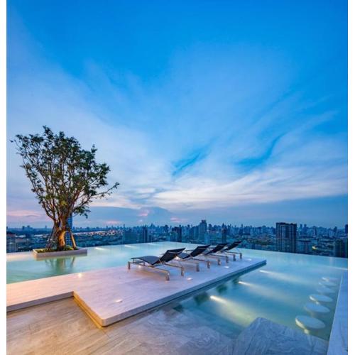 Modern condo nr BTS ONNUT WIFI