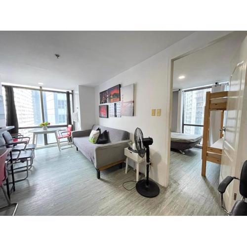 Modern Condotel in Ortigas good up to 8 pax