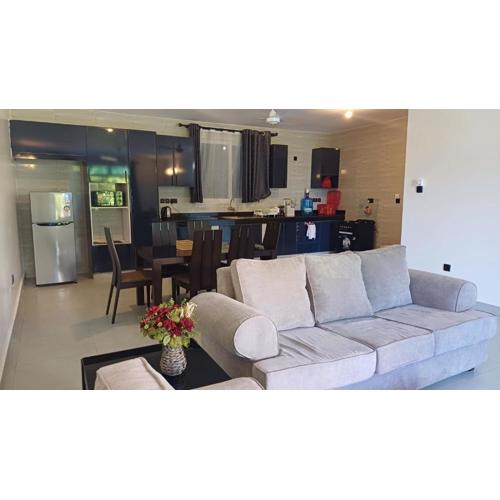 Modern Cozy 2 BR Apartment at The Vale Residence with Pool, Balcony, 5 Minutes walk to the Beach!