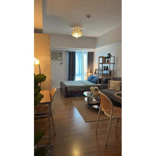 Modern Cozy Studio Unit near Abreeza Mall