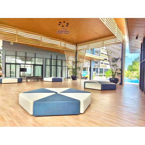 Modern Cozy Studio with Balcony