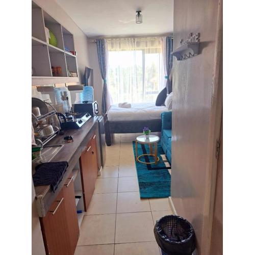 Modern & Cozy Studio with SWIMMING POOL