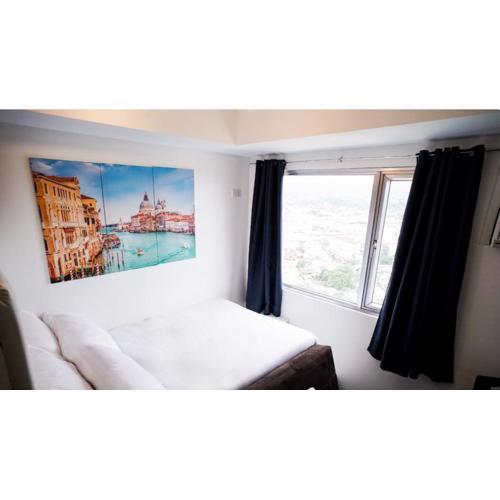 Modern Designed Studio Condo Near Ayala Centrio