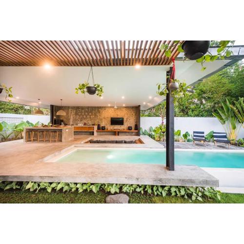 Modern Edgy Sophisticated Base, close to all - 2BR Villa