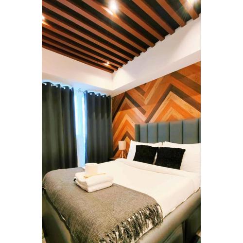 Modern Elegance Escape in Azure North Bali Tower near Malls, Airport and NLEX